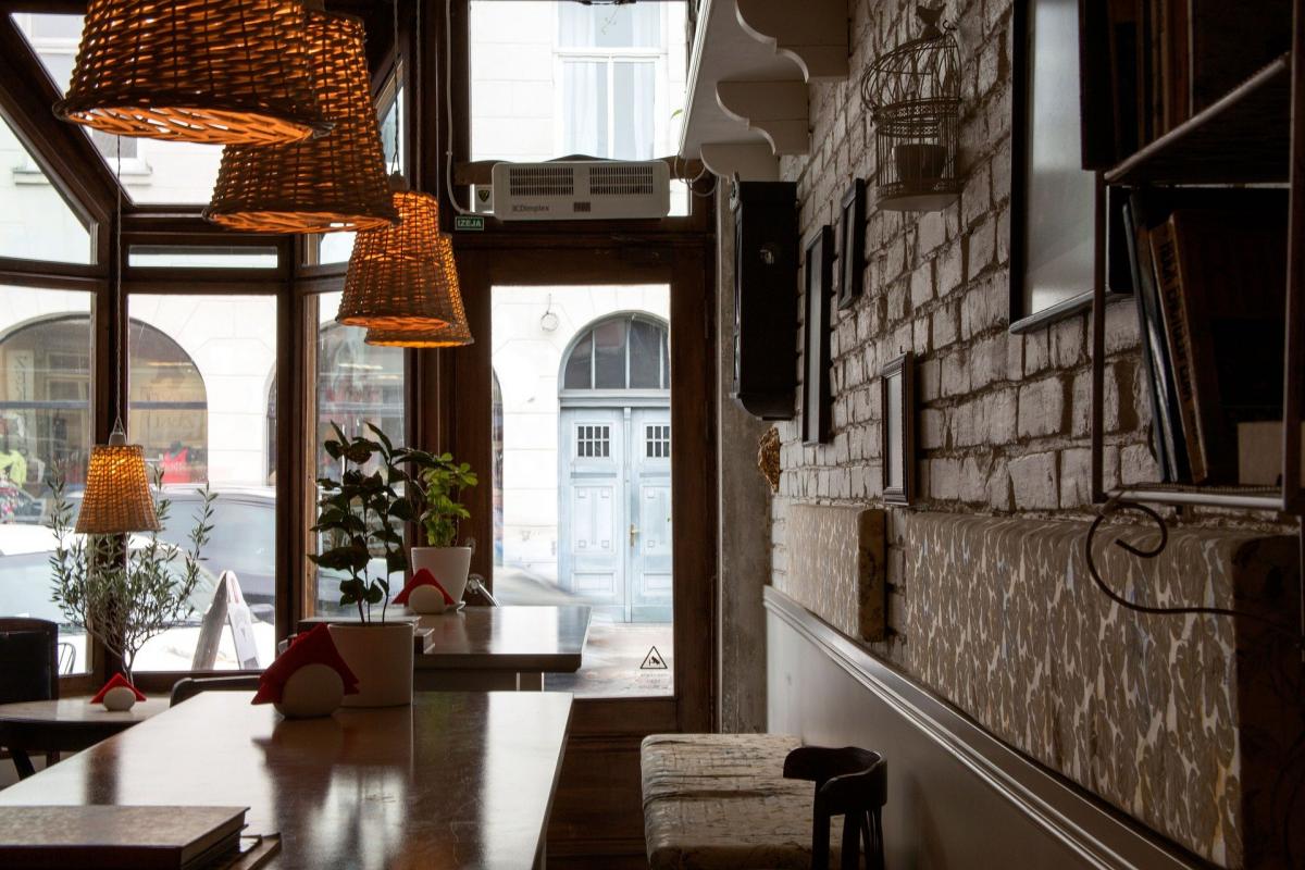 Lorem ipsum dolor sit amet, consectetur adipiscing elit, sed do eiusmod tempor incididunt ut labore ...